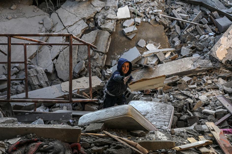 Gaza ruševine otrok