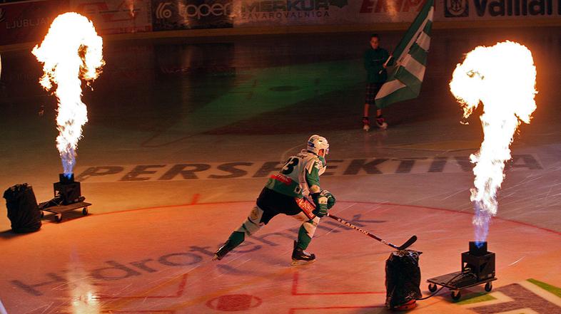 Damjan Dervarič  tilia olimpija