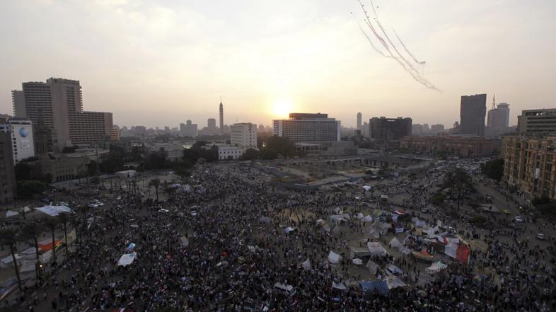 Trg Tahrir ob zaprisegi 