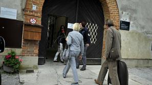 Prihod Nade Cesarec v zapor