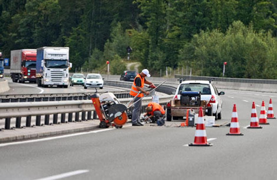 Dela na cesti bodo prispevala svoje h gneči. | Avtor: Žurnal24 main