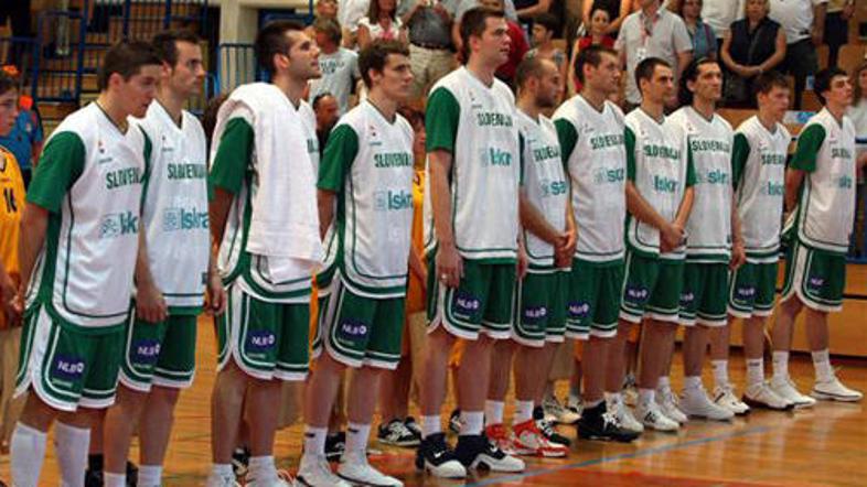 Slovenska reprezentanca se bo na Poljskem v predtekmovanju pomerila s Španijo, S