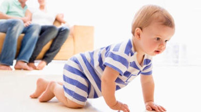 Umetna oploditev omogoča zgodnje pregledovanje jajčec, s katerimi odkrivamo dedn