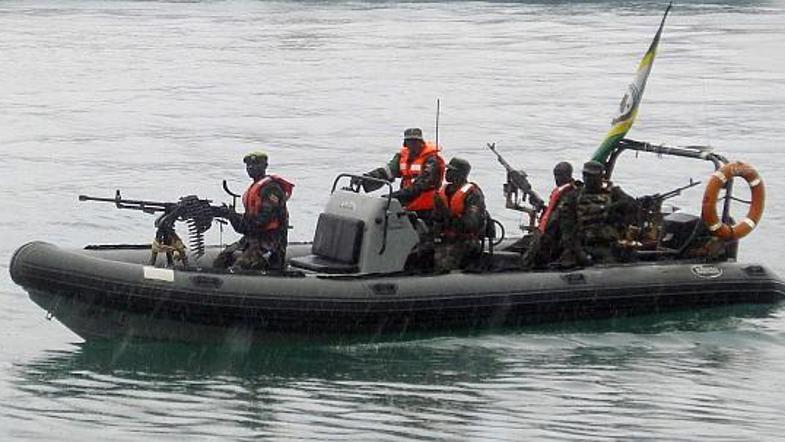 Pirati so tokrat po zaslugi Francozov ostali praznih rok.