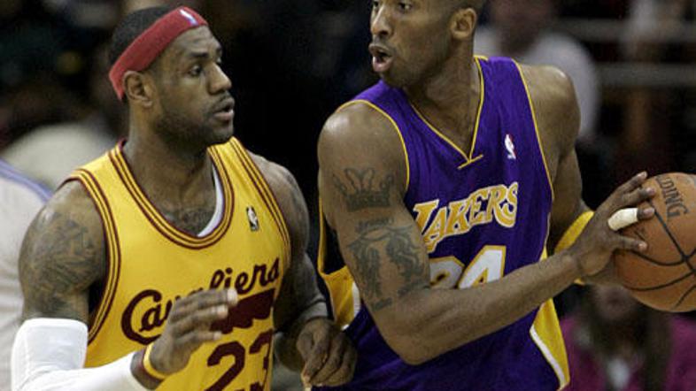 Se bosta LeBron James in Kobe Bryant letos udarila za naslov prvaka?