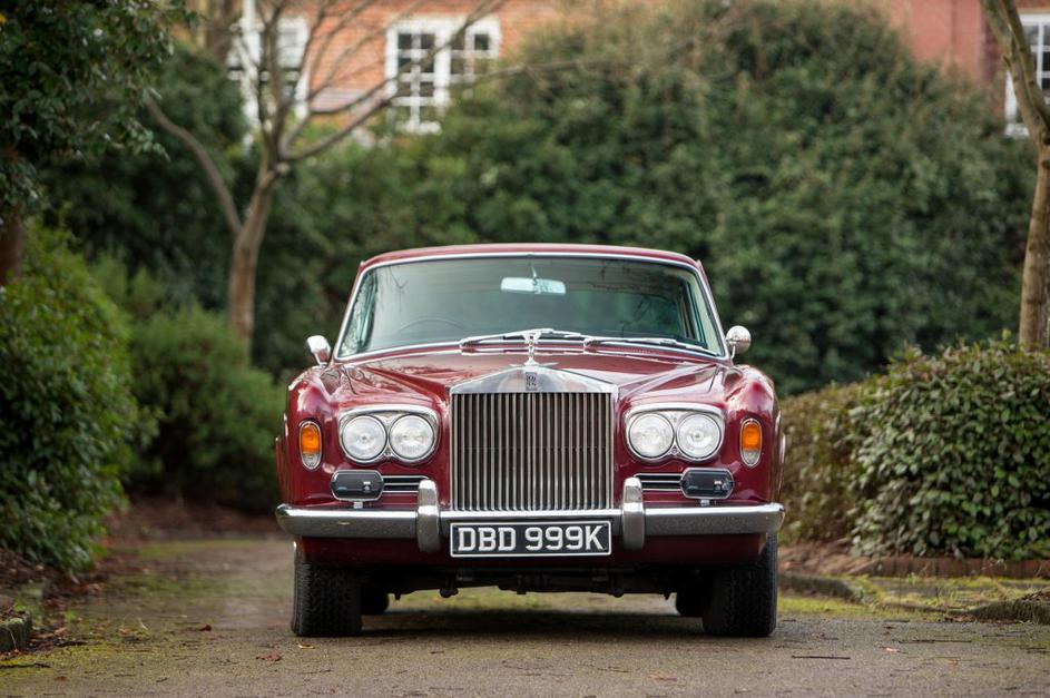 Rolls-royce corniche Jamesa Mayja