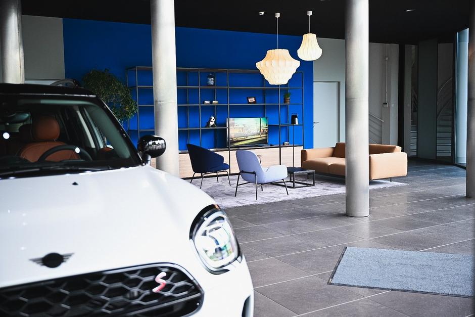 Mini prodajni salon Wallis Motor Ljubljana | Avtor: MINI