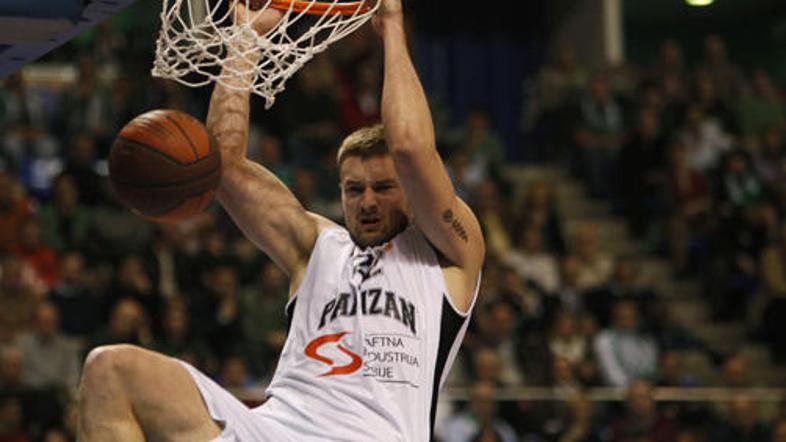 Žarko Rakočević bo v četrtek zabijal pred 20 tisoč razgretimi beograjskimi navij