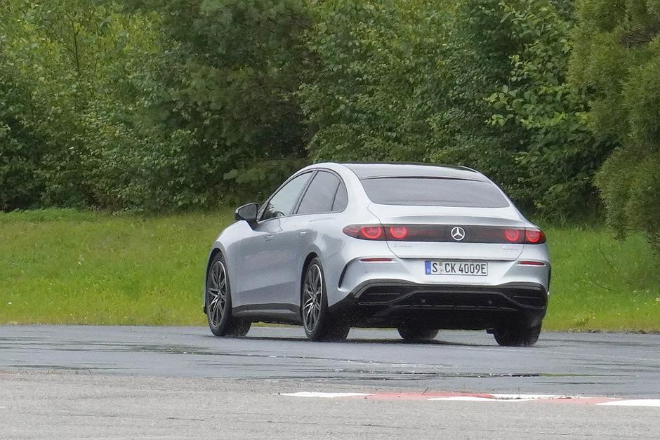mercedes-benz razred C EV | Avtor: Matija Janezic
