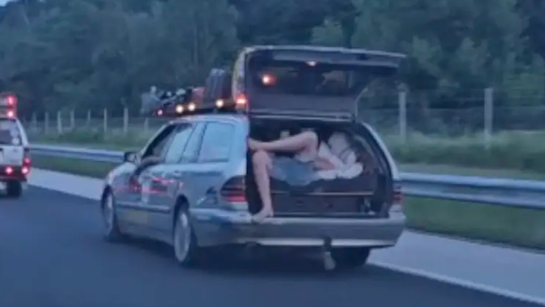 avto prtljažnik