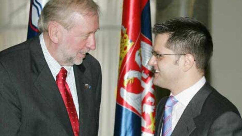 Dimitrij Rupel na pogovoru s srbskim kolegom Vukom Jeremićem.