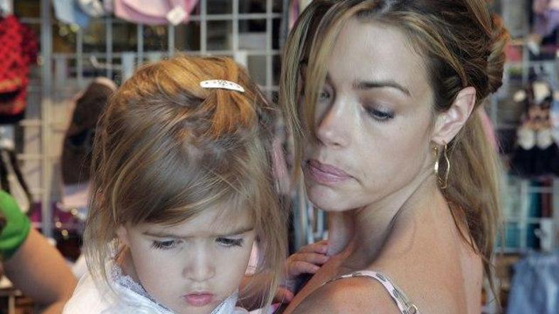 Denise s hčerko Sam.