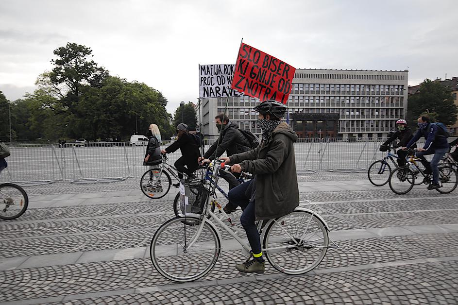 tretji protivladni protest v Ljubljani