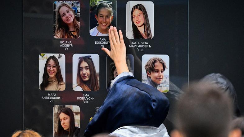 Eno leto od tragičnega strelskega pohoda v Beogradu