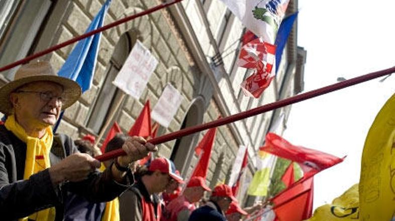 ZSSS je na konferenco povabila tudi delavce iz nekaterih podjetij, ki so šla v s