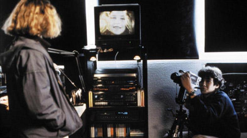 Benyjev video, zgodba o najstniku, ki izgubi občutek za mejo med resničnostjo in