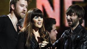 Lady Antebellum so prejeli pet grammyjev.