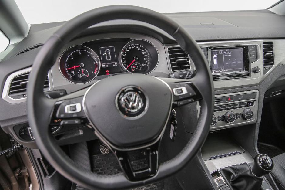 VW golf sportsvan | Avtor: Saša Despot