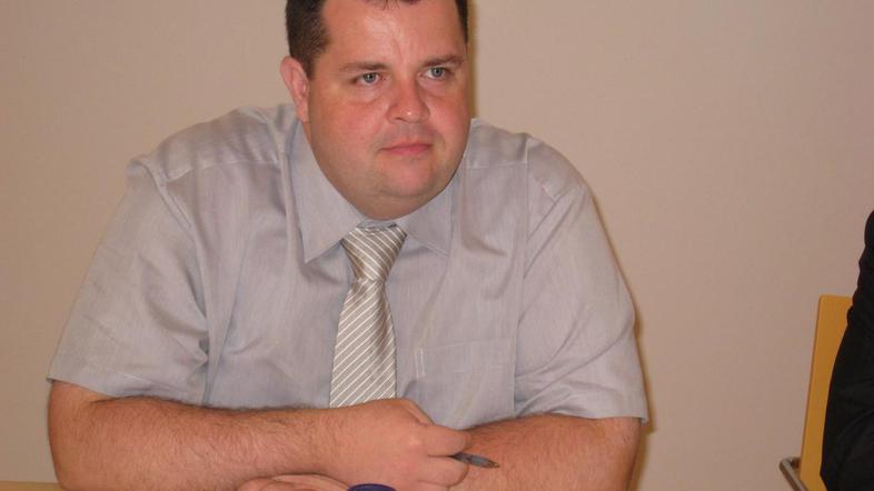 Dražen Levojevič, direktor brežiške bolnišnice napoveduje gradnjo prizidka za ce