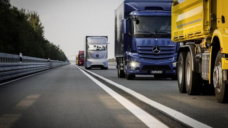 Mercedes-benz future truck