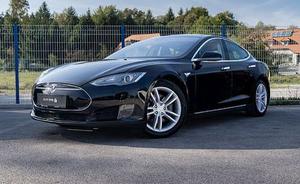Tesla Model S 70D