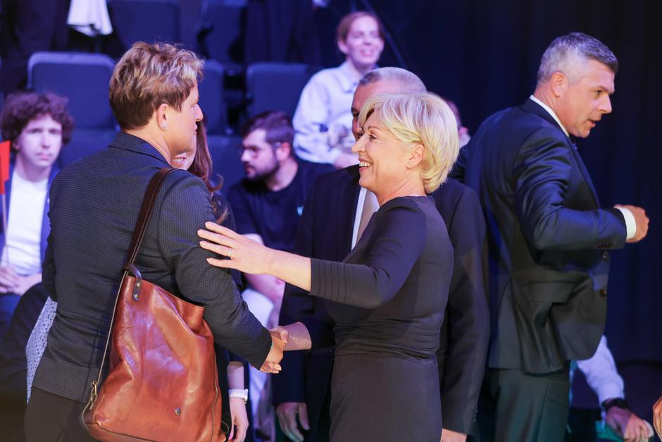 soočenje predstavnikov parlamentarnih strank | Avtor: Saša Despot