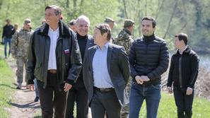 ogled vojaških sil na meji s Hrvaško