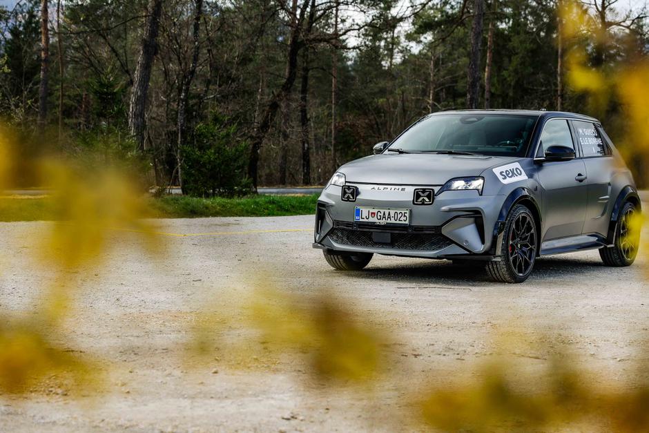 predstavitev Alpine A290 | Avtor: Saša Despot