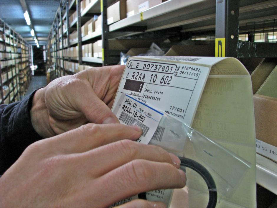 Mazdino skladišče v Celovcu | Avtor: Andrej Leban