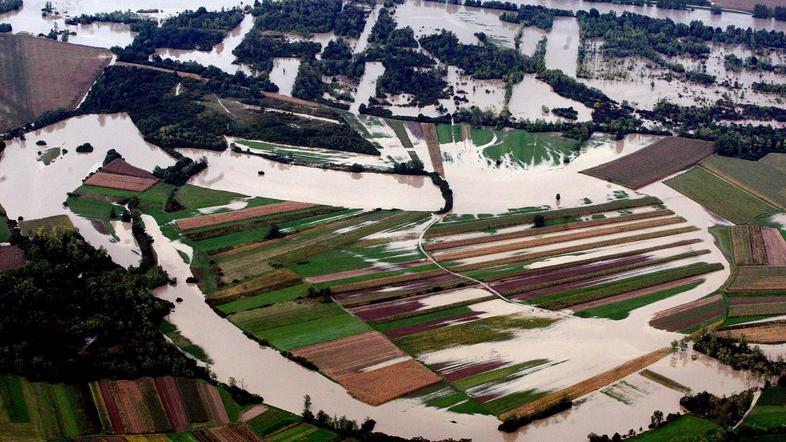 Poplave so povzročile ogromno škodo po vsej državi. (Foto: Nik Rovan)