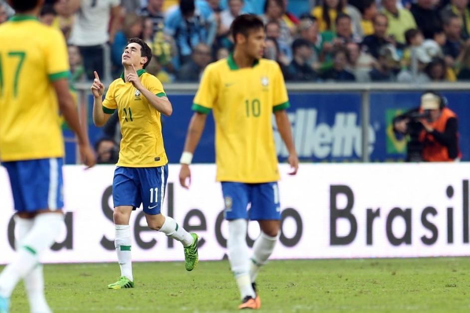 Oscar Neymar Brazilija Francija prijateljska tekma Belo Horizonte Gremio Arena