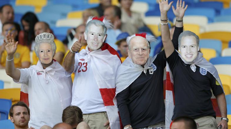 švedska anglija euro 2012 navijači
