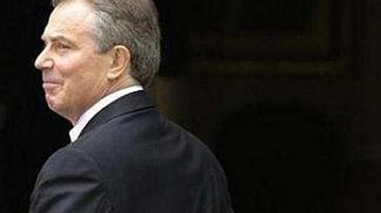Morda se sliši neverjetno, a Tony Blair ima mobilni telefon šele dobrega pol let