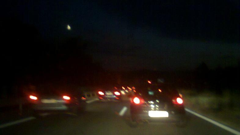 Policija lovi roparje, promet v okolici Kopra pa stoji.