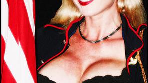 Shelley Michelle je kraljica hollywoodskih dvojnic. Kim Basinger je zamenjala v 