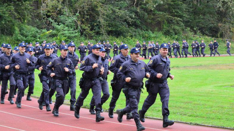 Dobrodelni tek v Tacnu