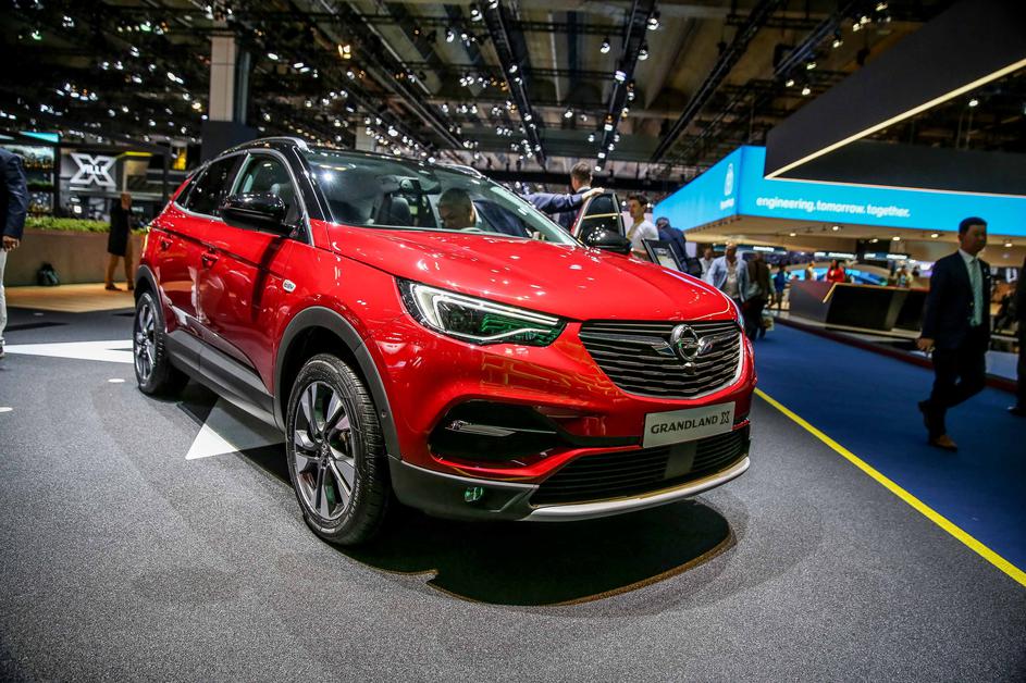 Avtosalon v Frankfurtu