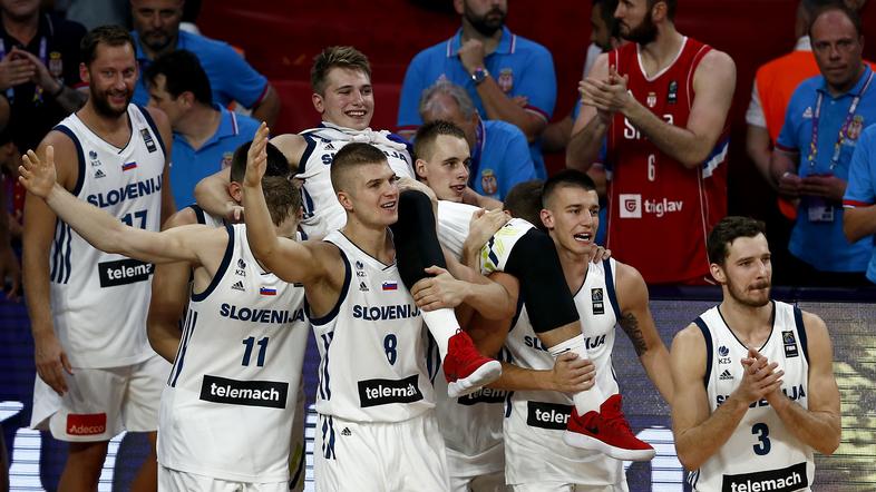 Finale Eurobasket, Slavje