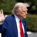 Donald Trump "talk to the hand"