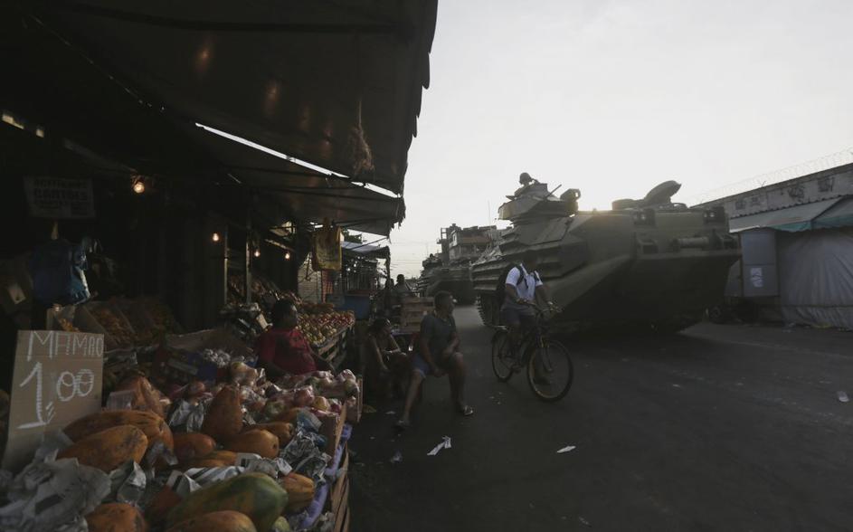 favela Mare vdor policije in vojske Rio de Janieiro