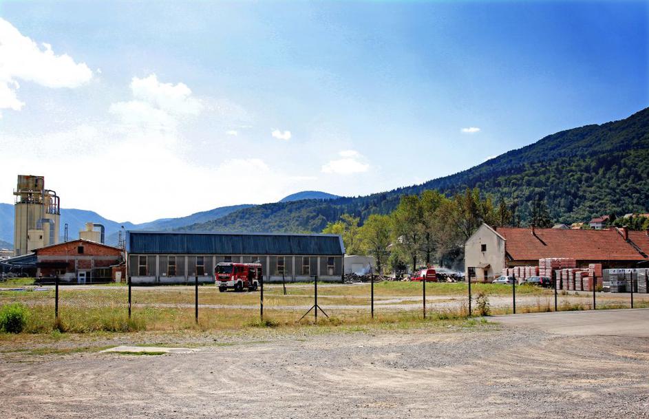 Požar v tovarni Liko.