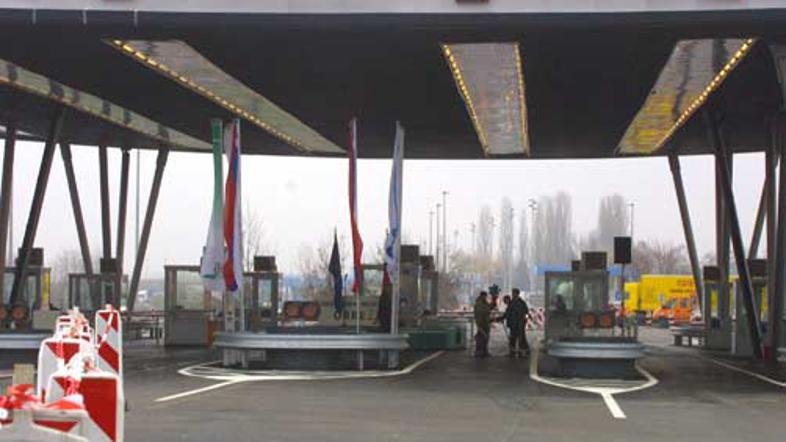 Med priseljenimi v Slovenijo iz držav članic EU prevladujejo državljani Slovaške