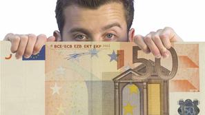 Povprečna bruto plača je januarja znašala nekaj manj kot 1.500 evrov.(Foto: Isto