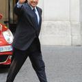 Berlusconi bo kmalu izdal nov CD z ljubezenskimi pesmimi.
