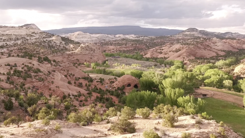 dom v jami | Avtor: youtube