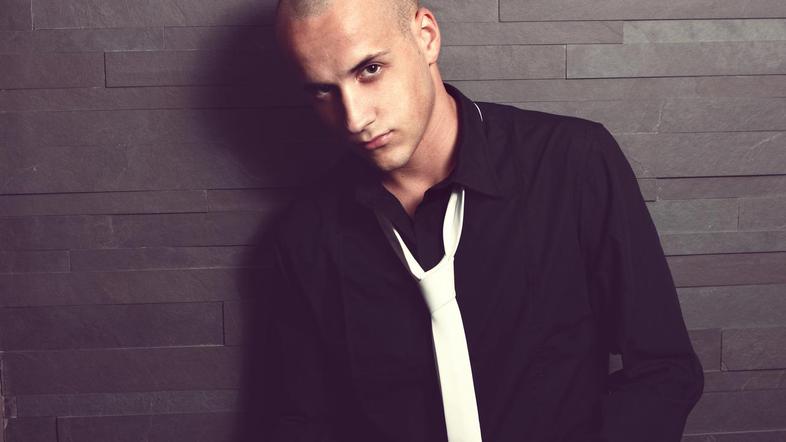 Mladi pevec je na pevsko sceno vstopil z Ljubeznijo na prvi pogled. (Foto: Žiga 