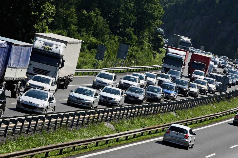 protest, podizvajalci, primorska avtocesta | Avtor: Saša Despot