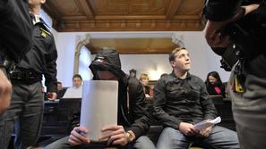 Sojenje v primeru kresnice