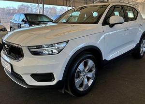 Volvo XC40 T3 AUT Momentum Pro