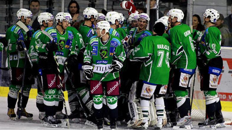 Hokejisti Olimpije so zasluženo slavili na 419. večnem derbiju. (Foto: Nik Rovan